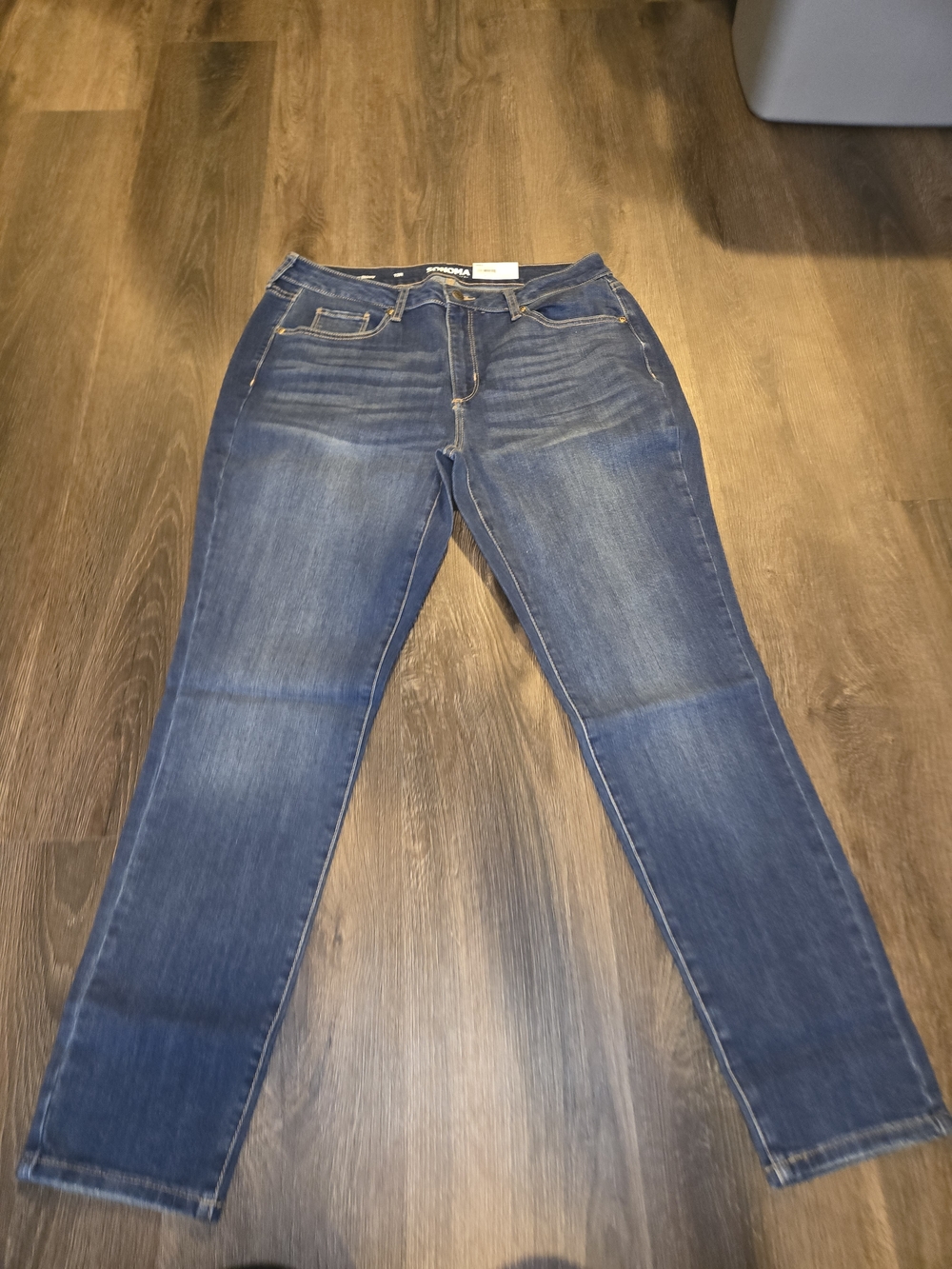NWT Sonoma Curvy Skinny Size 12